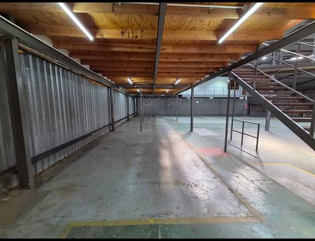 600M² WAREHOUSE TO LET IN WADEVILLE